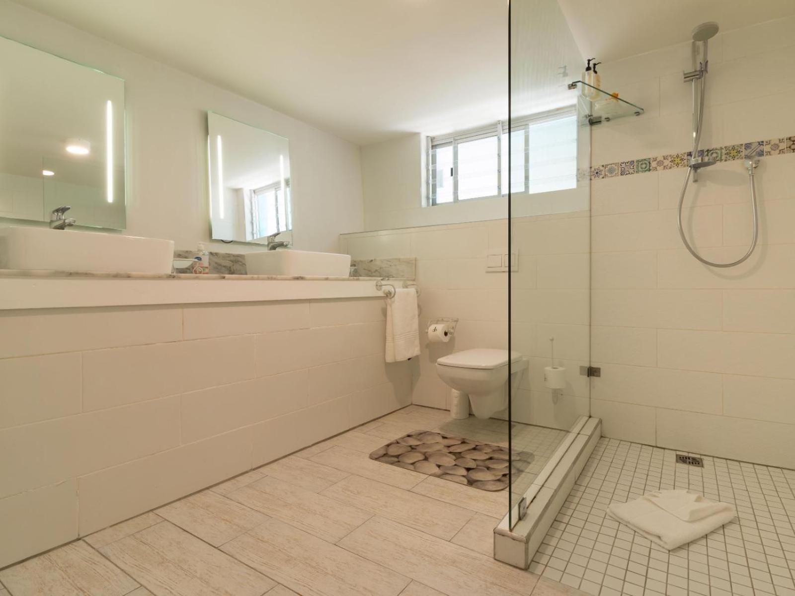 Kelvin Apartment *