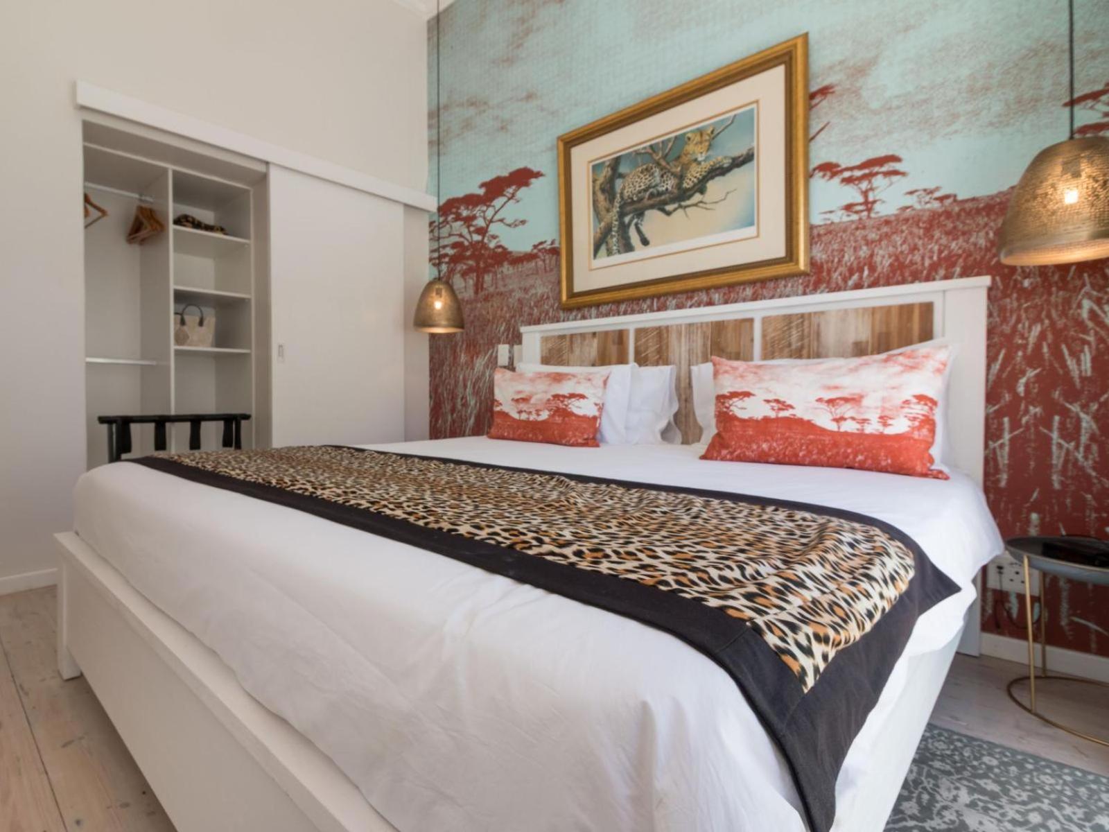 Kelvin Apartment